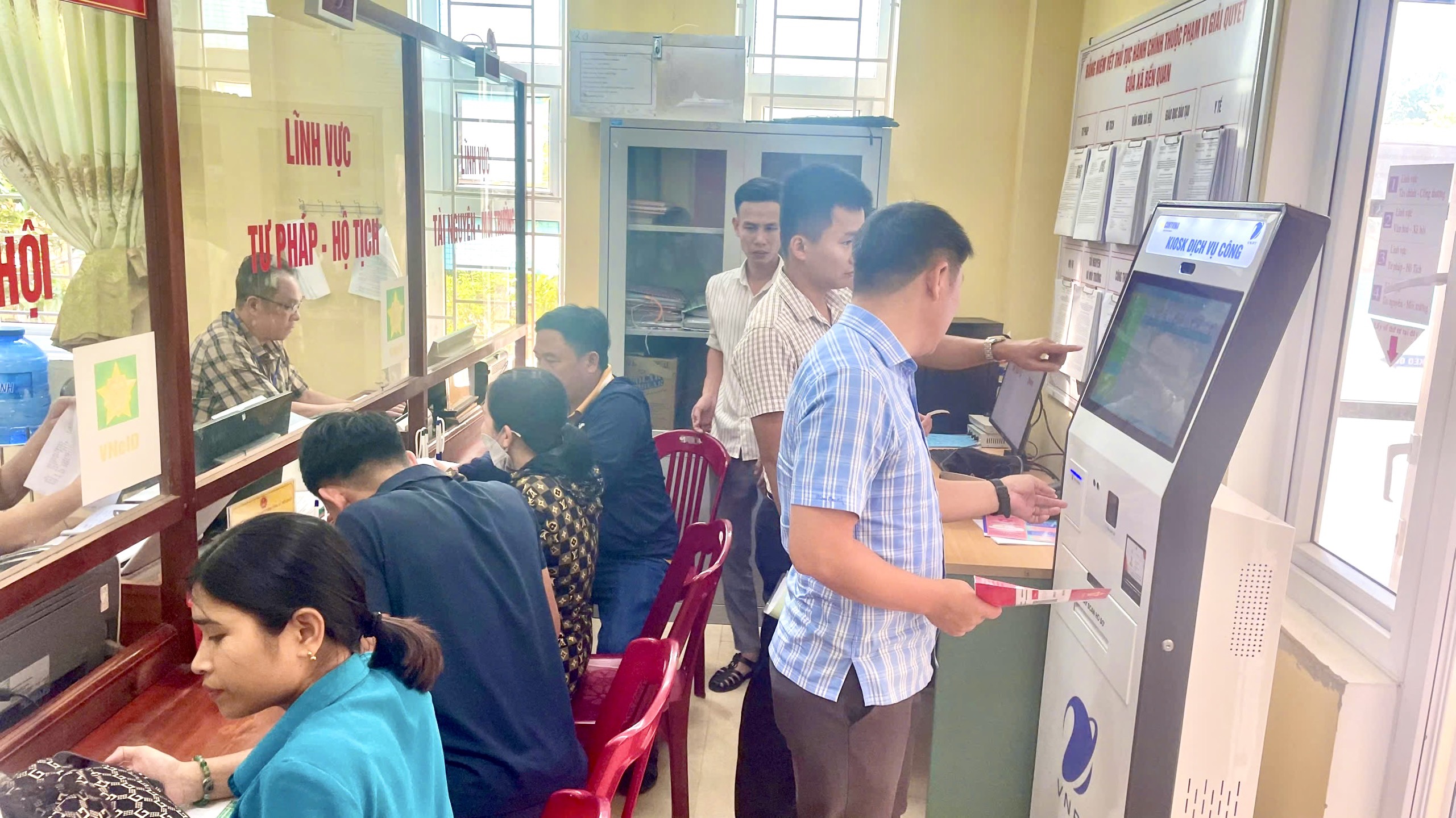 Kiểm tra kết quả lắp đặt, sẵn sàng đưa hệ thống Kiosk dịch vụ công vào vận hành đồng bộ trên địa bàn tỉnh